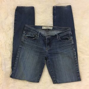 Abercrombie & Fitch 4L Erin Straight Leg Jeans